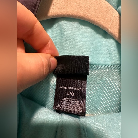 The North Face Resolve Waterproof Women’s Jacket Dark Mauve/Kokomo Green,Large - Picture 6 of 10